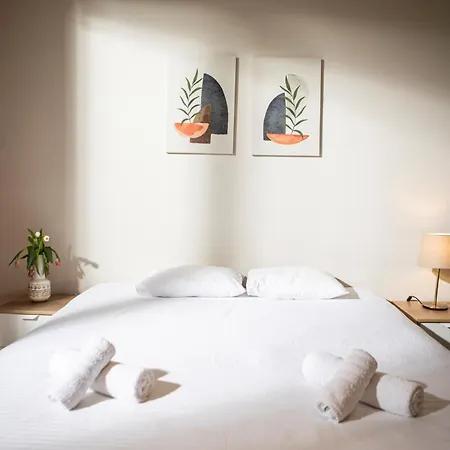 Spacious Located In The Pedestrian Zone * 니코시아